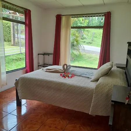Vila Gorska Ostoya Szlembark Exteriér fotografie